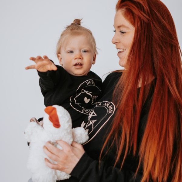twinning amour crewneck noir maman poule et poulet